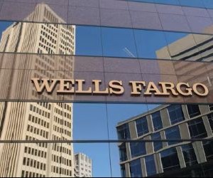 Les cryptomonnaies offrent un potentiel de rendement élevé et une plus grande liberté financière grâce à la décentralisation, opérant sur un marché ouvert 24h/24 et 7j/7. Cependant, elles constituent un investissement à haut risque en raison de leur extrême volatilité et de l'absence de réglementation. Les principaux risques incluent les pertes rapides et les failles de cybersécurité. La clé du succès réside dans le fait d'investir uniquement avec une stratégie claire et un capital qui ne compromet pas votre stabilité financière.